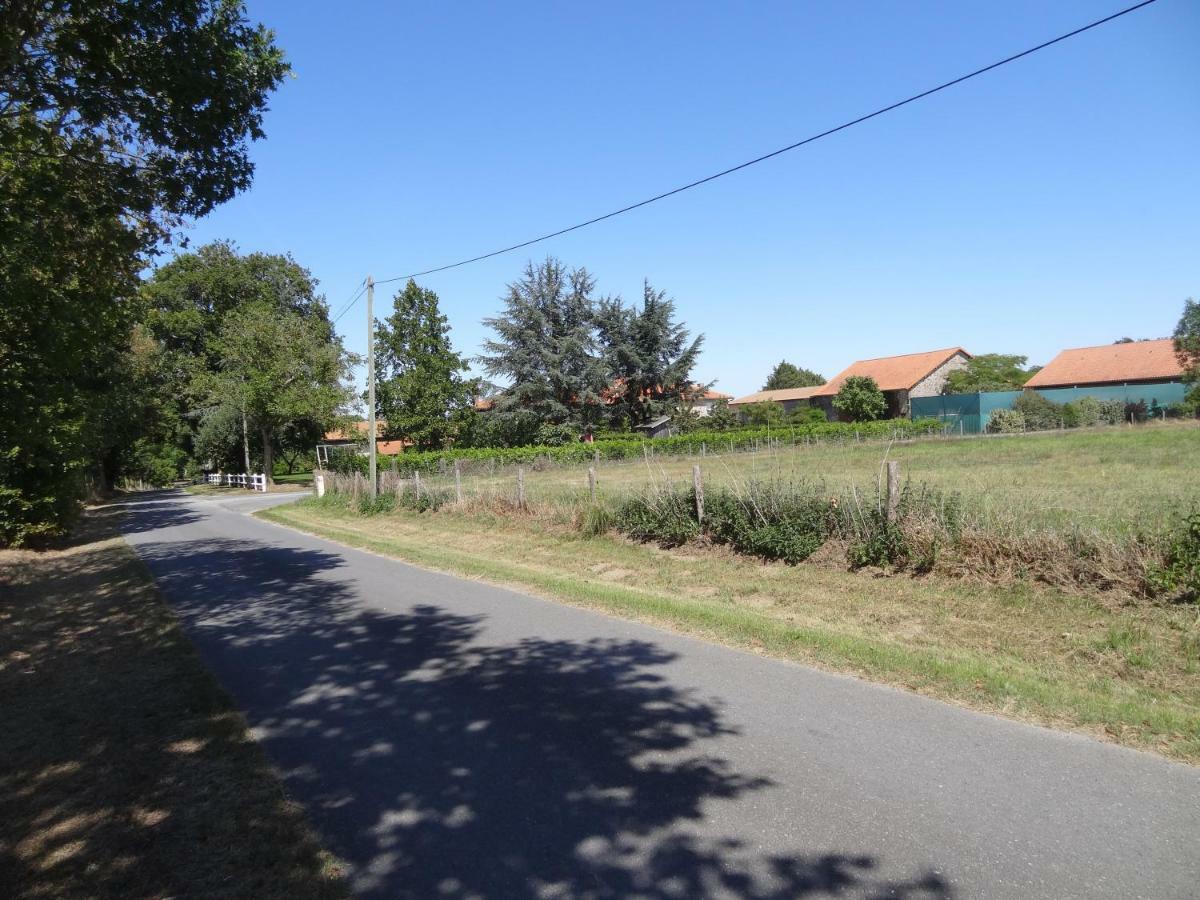 La Ferme De Rouffignac Hotel Blanzac  Bagian luar foto